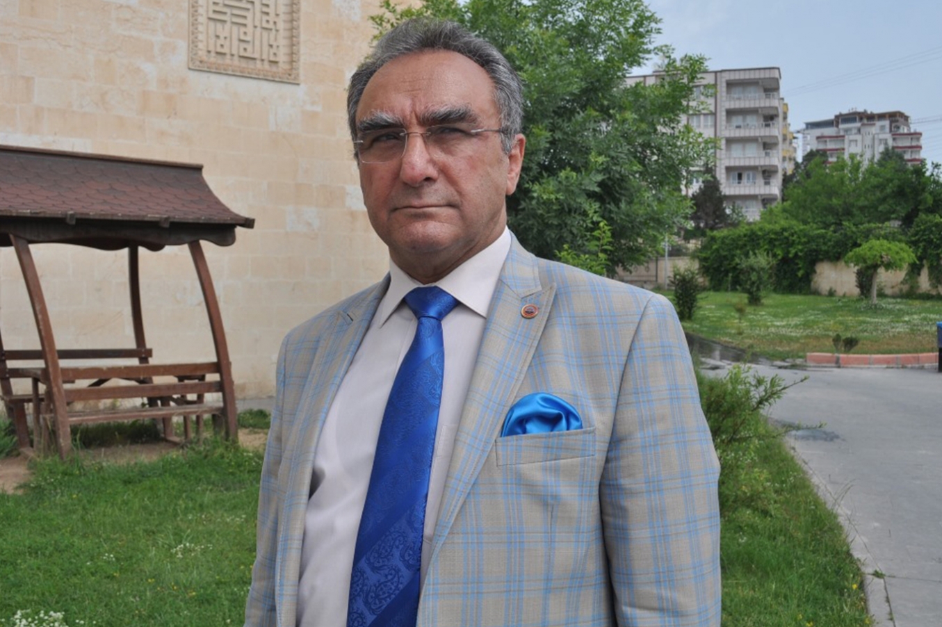Emekliler derneğinden emekliler günü kutlama mesajı Emekliler derneğinden emekliler günü kutlama mesajı